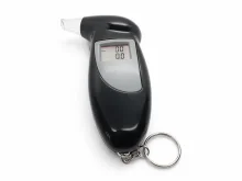 Цифровий алкотестер з мундштуками та LCD-дисплеєм