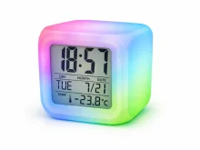 Настільний RGB годинник нічник з LED підсвіткою, будильником і термометром