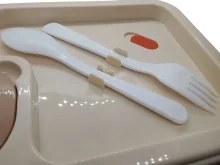 Ланчбокс с ложкой и вилкой размеры 15,2*21,5*6,5 см