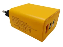 Мережевий адаптер 65W з USB та двома Type-C портами — швидка зарядка PD/QC для смартфонів, ноутбуків і планшетів